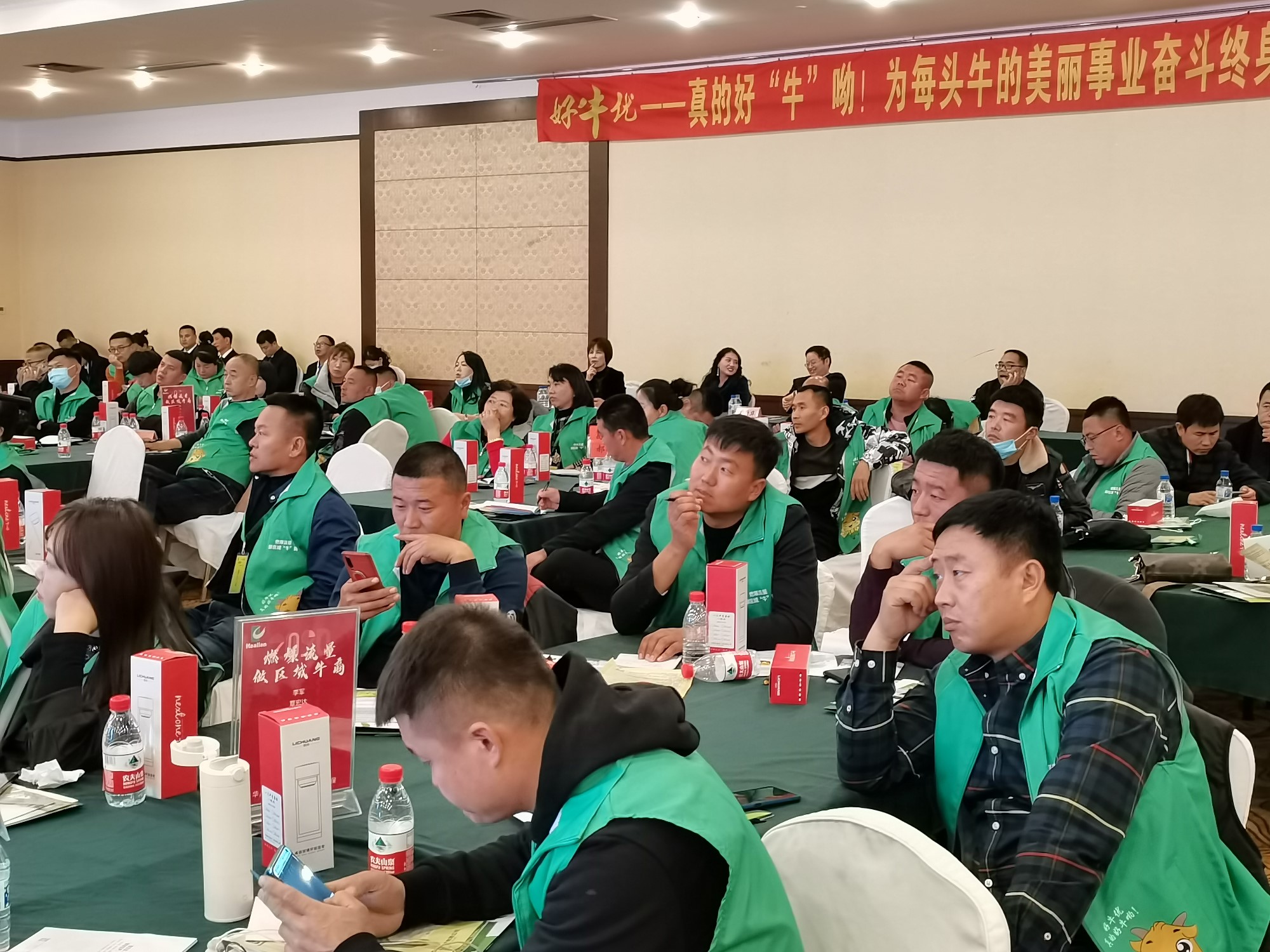 《燃爆流量 做區(qū)域“?！鄙獭返拈L(zhǎng)春站